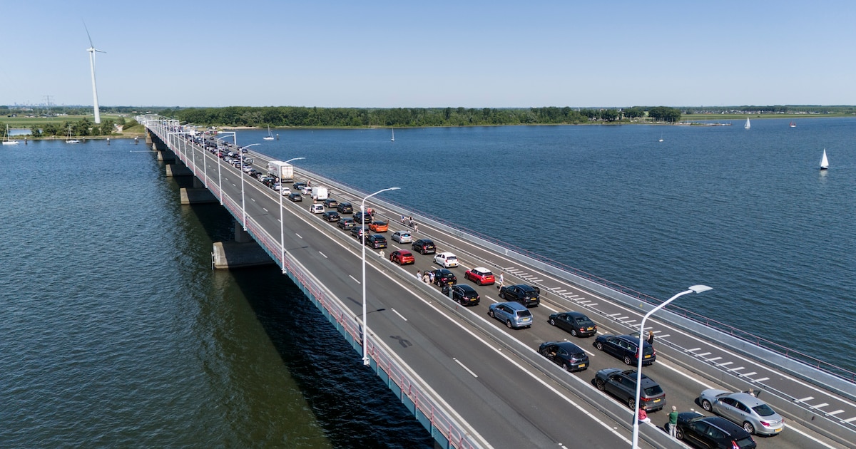 Inloopbijeenkomst over projectprocedure Haringvlietbrug in Sommelsdijk