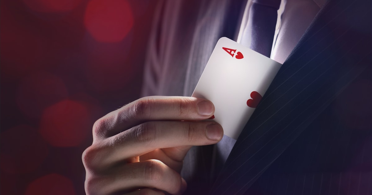 Goochelaar Quintus geeft goochelshow in Huis van Eemnes