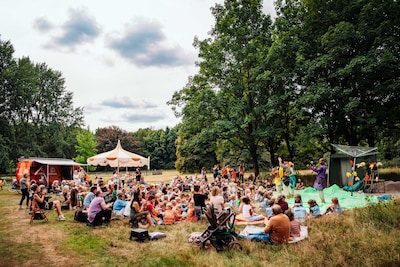 KinderKaravaan brengt gratis theater naar parken in Apeldoorn en Zutphen