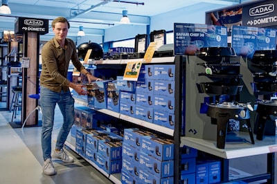 Niet alleen de luxe-kampeerders willen comfort; ook de mensen die terug naar de basis willen, merken