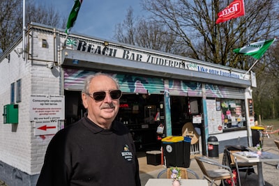 Sloop (alweer) op komst voor Beach Bar: Charles wil doorgaan met knokken
