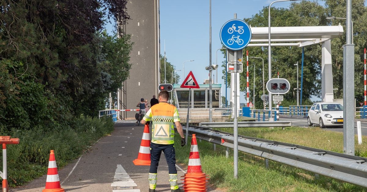 Baarn dringt aan op oplossing van ‘onwenselijke’ storingen Eembrug