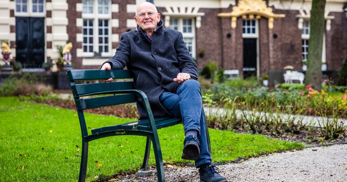 Briellenaar Hans volgt geboeid het nieuws: ‘Niemand weet welke kant het precies op zal gaan’