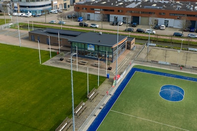 Feestavond korfbaltoernooi op losse schroeven, gemeente wil geen vergunning verlenen: ‘Zijn geen fee