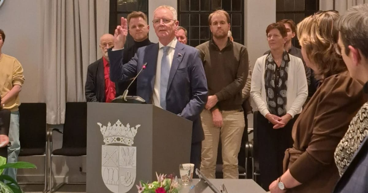Doeke Fokkema (CDA) beëdigd als wethouder in Tytsjerksteradiel