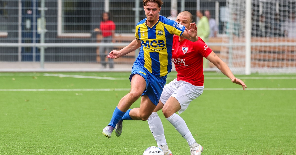 Nieuw kunstgrasveld verandert door regenval in buikschuifbaan: moet men zich bij SV Valkenswaard zor