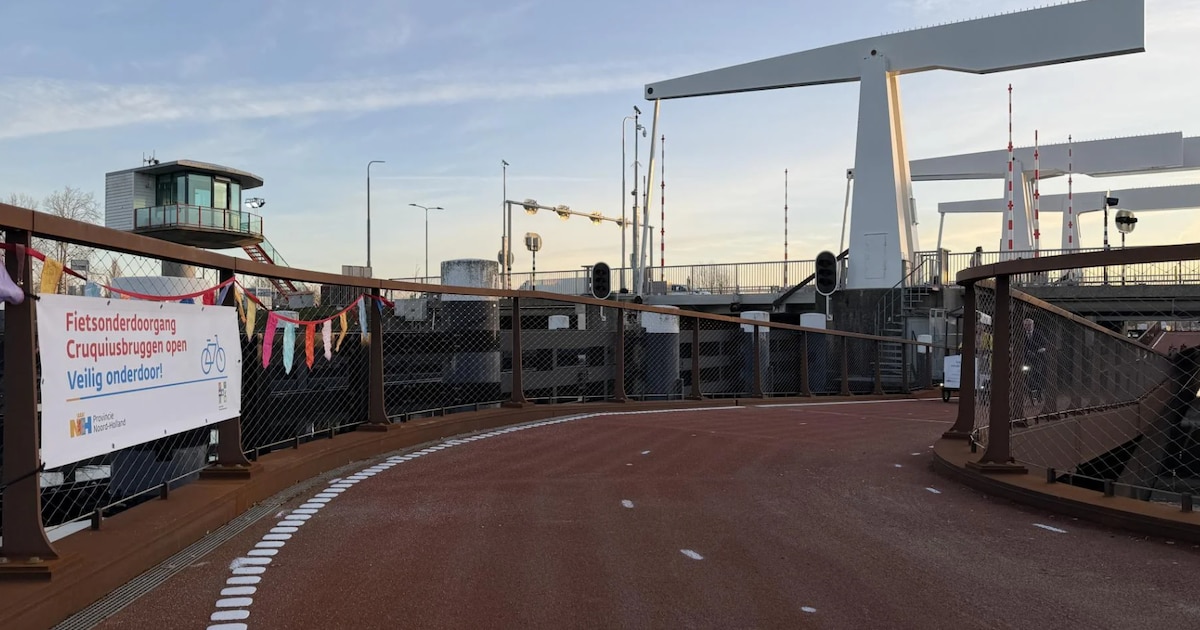 Fietsonderdoorgang Cruquiusbrug weer open na werkzaamheden