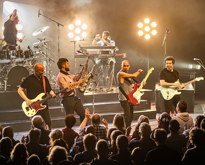 bROTHERS iN bAND speelt Dire Straits in Bladel