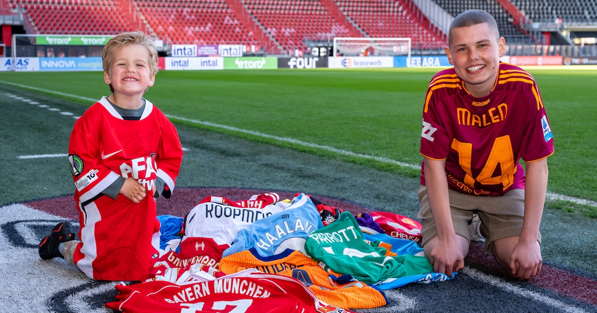 Chef-kok van AZ veilt voetbalshirts voor onderzoek naar leukemie
