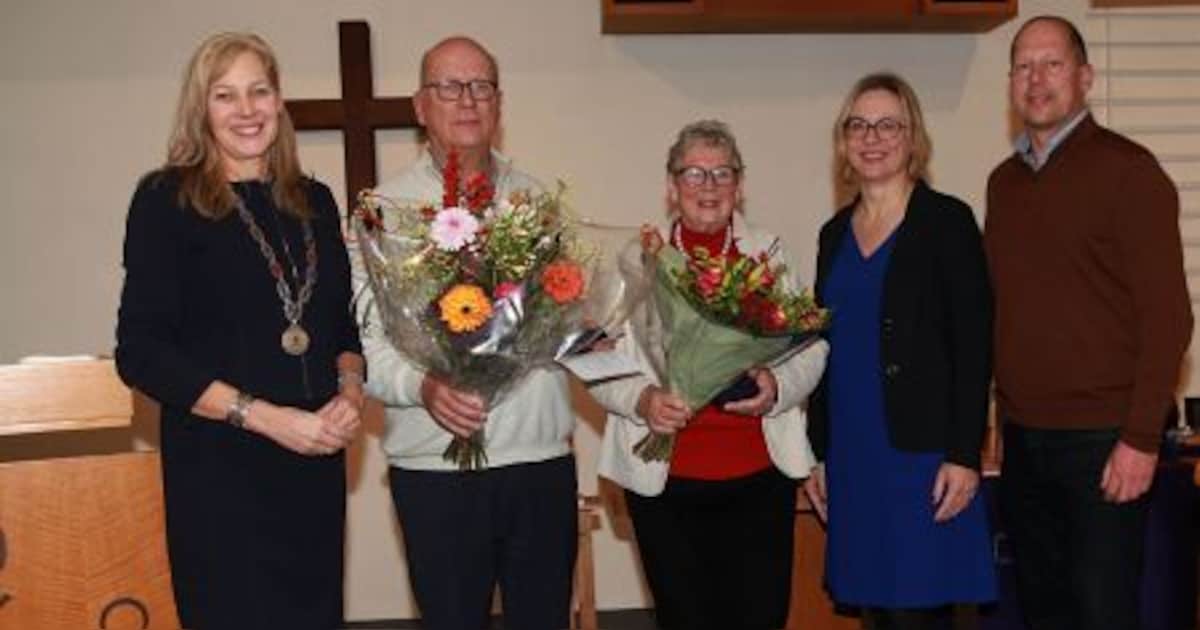 Echtpaar De Graaf krijgt erepenning in Benthuizen