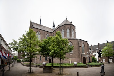 Orgelconcerten met Jan van de Laar in Lambertuskerk Helmond