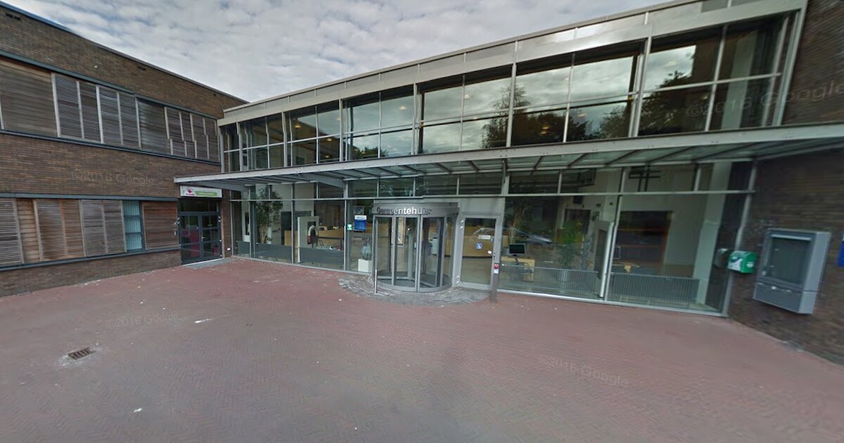 Expositie 'Zwembad Zwanemeer 90 jaar' te zien in gemeentehuis Gieten | Aa en Hunze