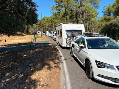 Opnieuw campings bij Bordeaux ontruimd: toeristen, onder wie veel Nederlanders, vertrekken