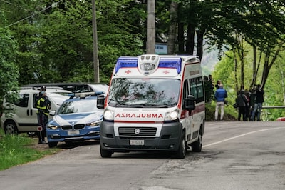 Drie Italiaanse tieners dood door auto te water, bestuurder (19) aangehouden