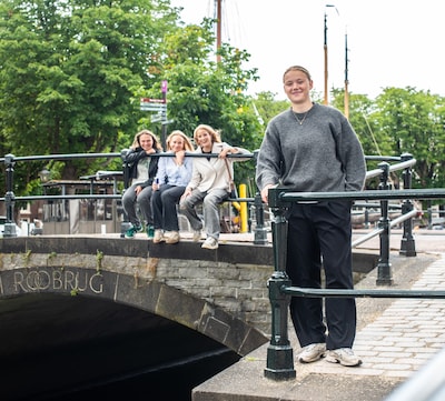 Zoë leert in Breda hoe ze gymdocent wordt, maar Dordrecht is haar thuis: ‘Heerlijke stad’