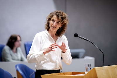 Can a religious pharmacist refuse the morning-after pill? No, says Minister Hermans