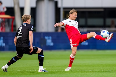FC Utrecht onder druk tegen sc Heerenveen in de beginfase van halve finale