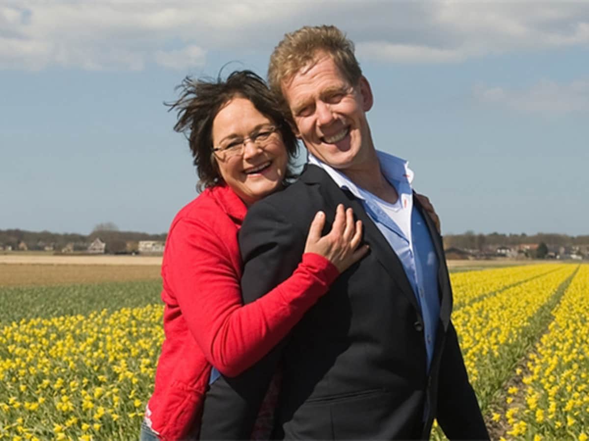 Boer Martin vraagt Wilma op bergtop ten huwelijk | TV & Radio | AD.nl
