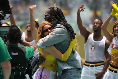 Shakira, Burna Boy, Andrea Bocelli en meer: dit was de openi