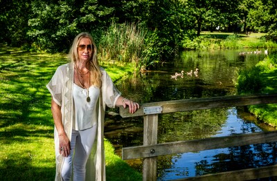Sandra vond meerdere dode dieren op plek waar seriedierenmoordenaar actief is: ‘Daar lag-ie’
