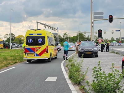 Fietser gewond na botsing met auto in Bennekom