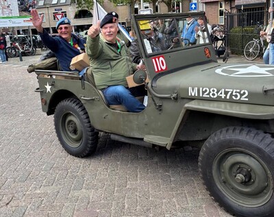 Jongere generatie zet zich in voor ‘de veteraan’ in de Hoeksche Waard: ‘Ze verdienen het Herinneringskruis’