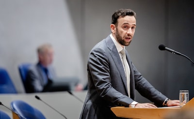Drukte in winkels van concurrenten AH, staatssecretaris geeft uitleg over cyberkwestie