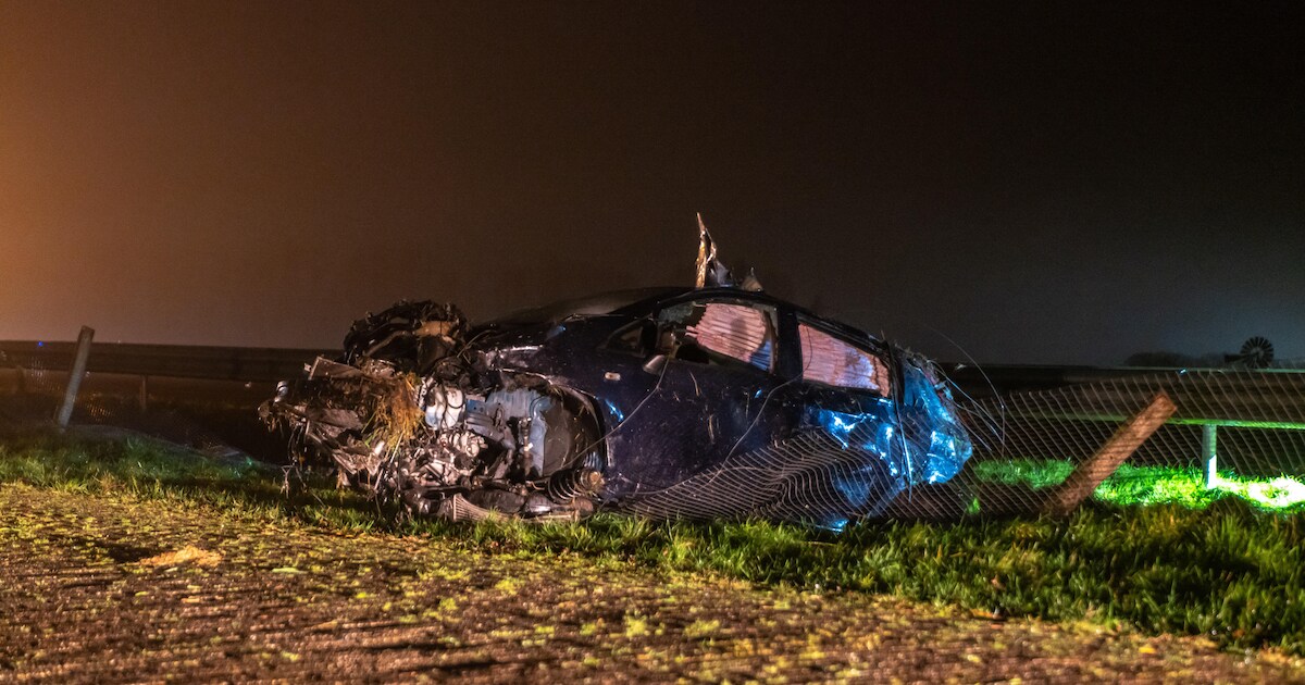 Auto zwaar beschadigd bij ongeval op A6 bij Doniaga