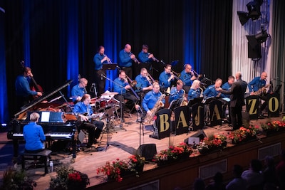 BaJAZZo Bigband brengt Rhythms Explosion naar Rees