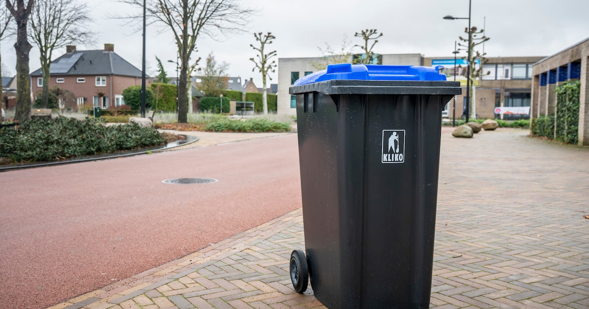 Oud papier ophalen in Risdam uitgesteld door sneeuw | Hoorn