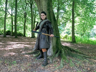 Van Legolas tot trouwjurk: Haagse Suzanne steekt zo 150 uur in haar eigen cosplaykostuums