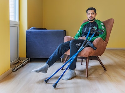 Jubileumwedstrijd eindigt in drama voor Fares (27): ‘Wist direct dat het foute boel was’