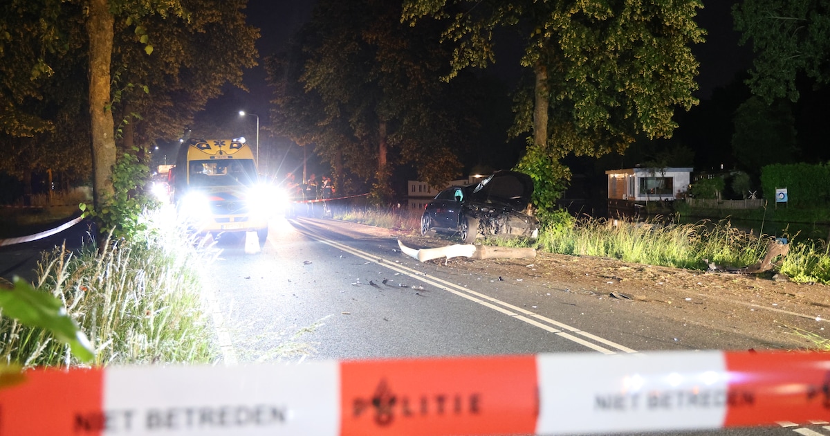 Automobilist overleden bij ernstig ongeval op Kanaalweg in Leiden