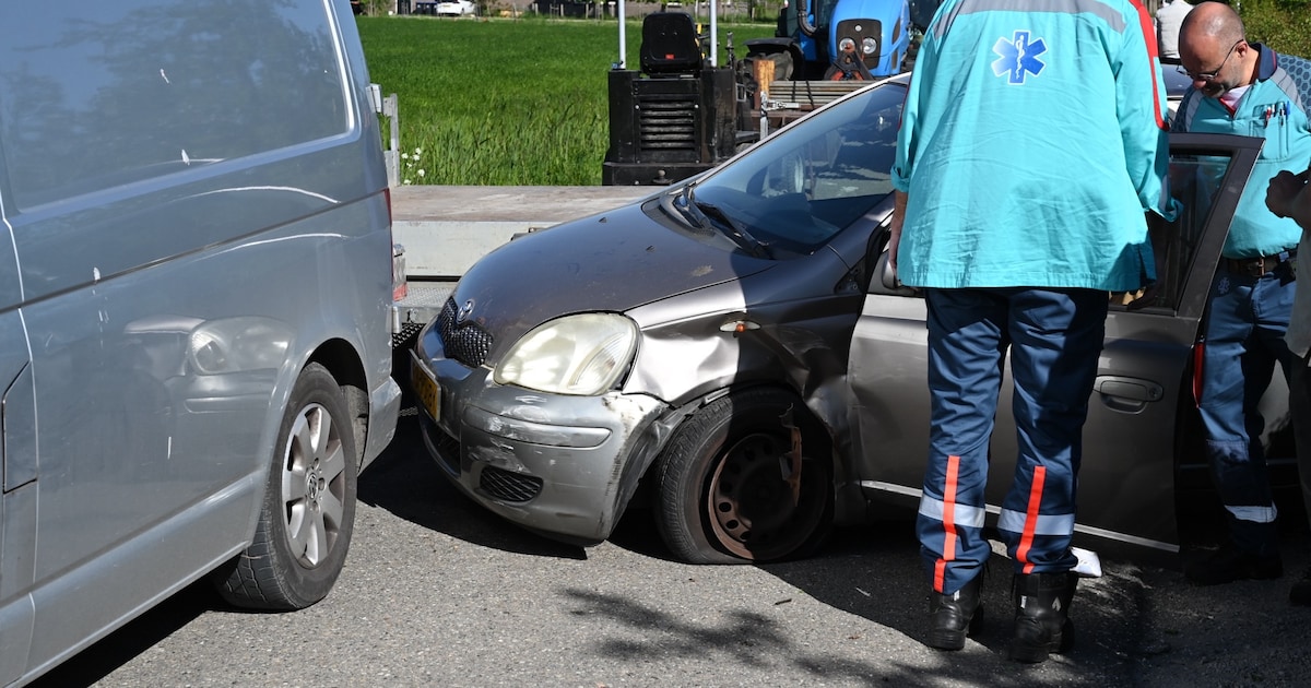 Flinke schade na botsing in Schoonrewoerd