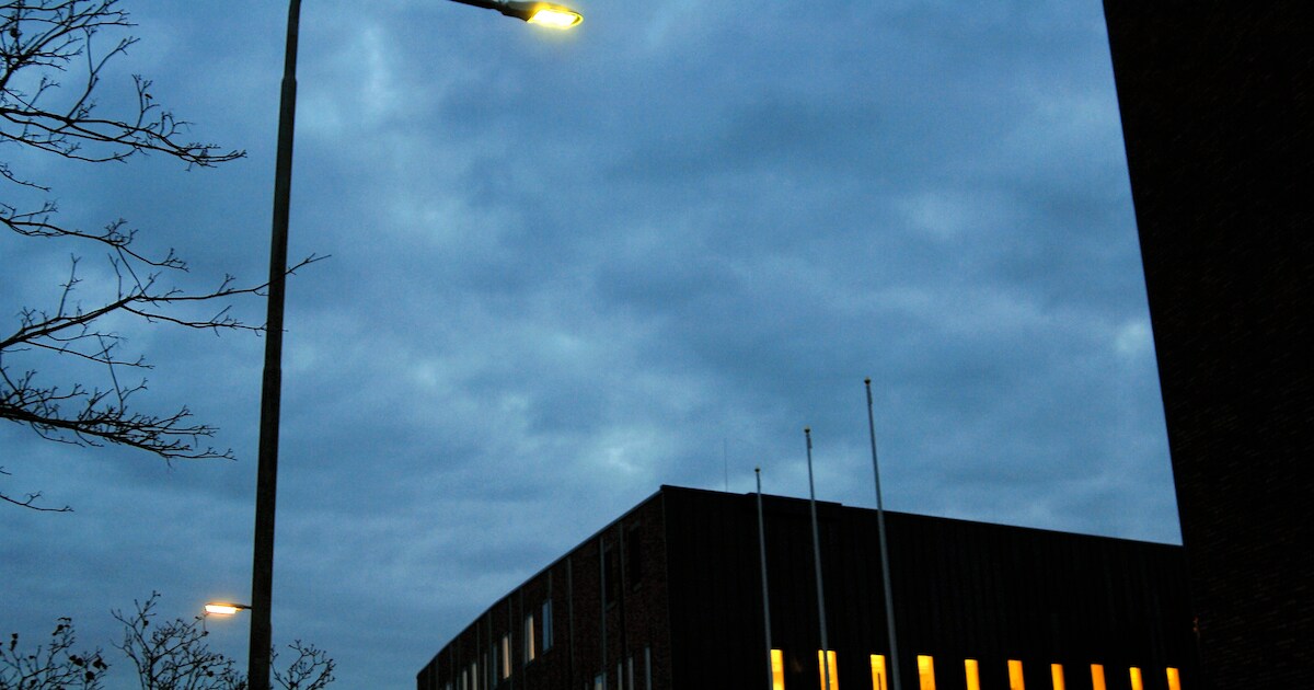 Heemstede vervangt straatverlichting bij raadhuis voor energiezuinige ledlampen