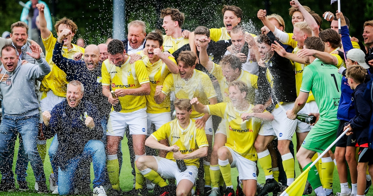 Spirit maakt gehakt van Hardinxveld en promoveert na twee jaar weer naar tweede klasse