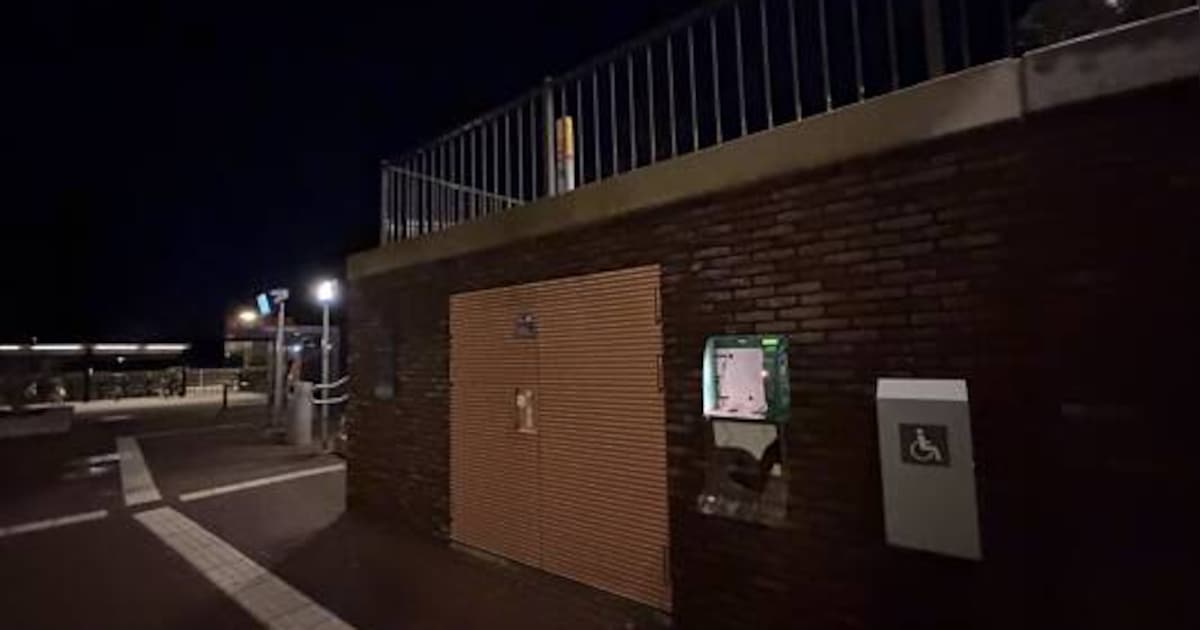 AED gestolen na vuurwerkvandalisme in Waddinxveen