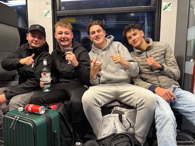 LIVE | De Bacardi is mee: supporters van GA Eagles zijn onderweg naar Salzburg • Pettersson toegevoe