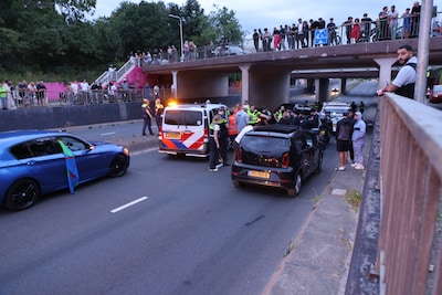 Supporters die feestvieren voor Marokko botsen in tunnel: meerdere gewonden en een aanhouding