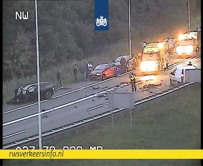 Onduidelijkheid rond grote botsing met meerdere voertuigen én gewonden op A28 bij Rijnsweerd