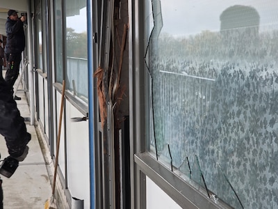 Bewoners van deze flat schrikken wakker van harde explosie: ‘Heel triest’