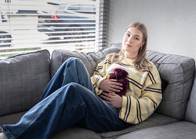 Kéri (24) has endometriosis: ‘Hearing the pain wasn’t all in my head was a relief’