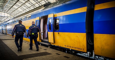Jongen (16) betrapt zonder treinkaartje in Den Bosch: had nog 8 jaar cel in Italië staan voor poging