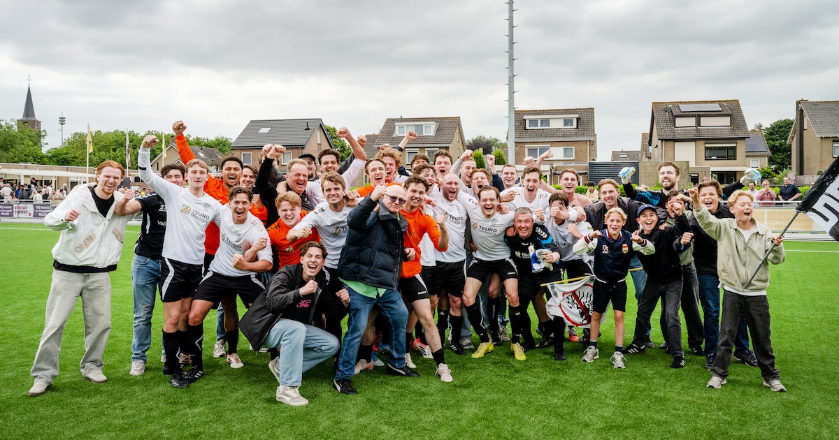 Invaller schiet Were Di in allerlaatste minuut van verlenging naar promotie: ‘Nu moet ik mijn bijnaa