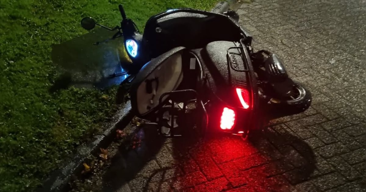 Kat- en muisspel tussen verdachten en agenten na scooterdiefstal levert twee aanhoudingen op