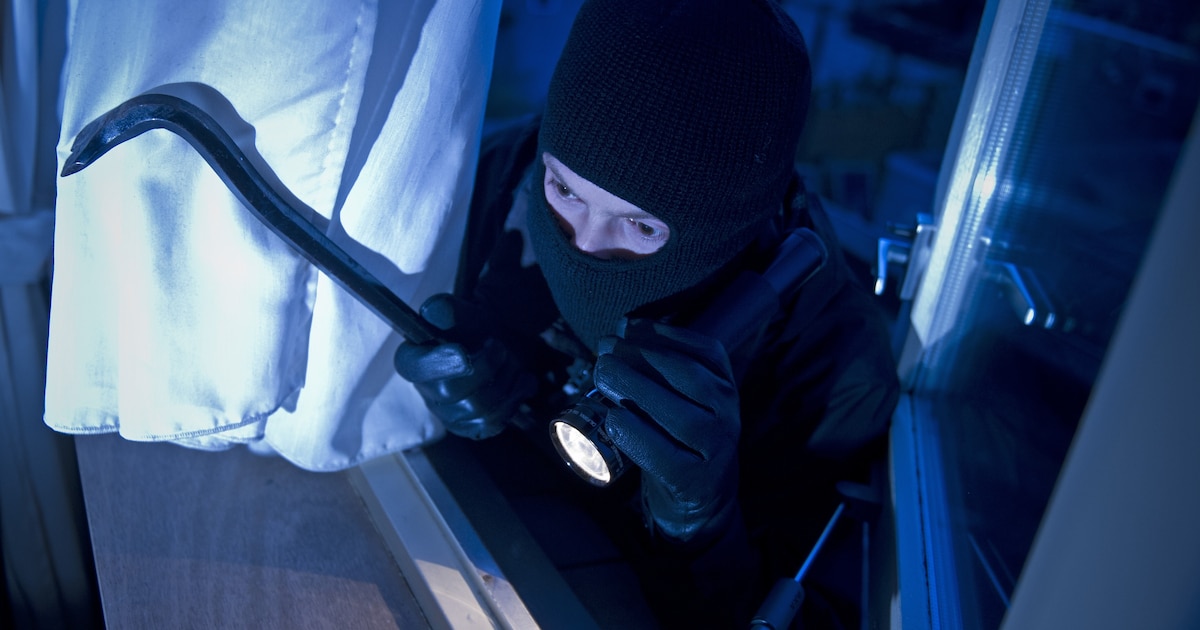 Politie gaat af op een inbraak, maar vindt niet alleen de inbreker