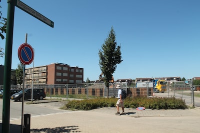 Vrees voor parkeerproblemen tijdens bouw uitbreiding Beth-San