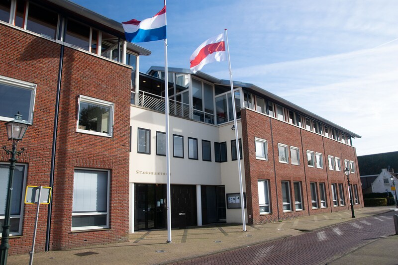 ombouw-voormalig-stadskantoor-brielle-tot-31-woningen-voor-starters-en