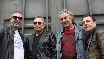 Mad Lee speelt bij Doelum Live in Renkum