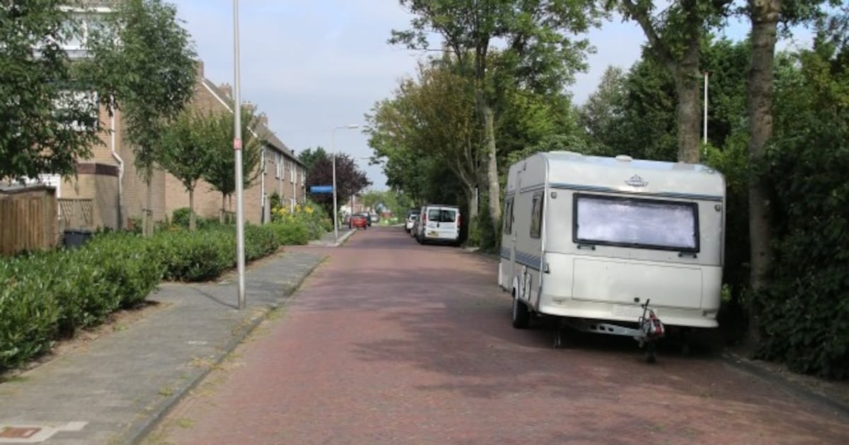 Gemeente Pijnacker-Nootdorp wijst op regels voor parkeren van caravans